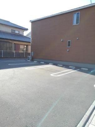 �y���̑��z�@���ԏ�