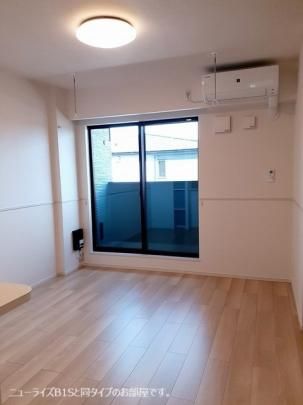 �y���̑��z�@���r���O