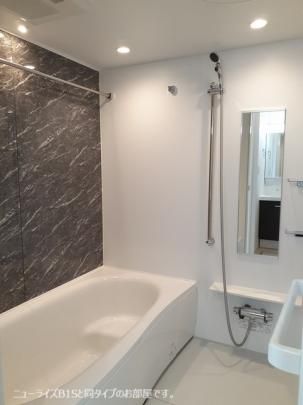 �y���̑��z�@�o�X�^�V�����[