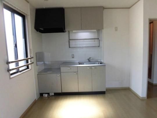 �y���̑��z�@�`205�@�L�b�`��