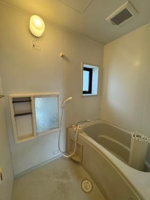 �y���̑��z�@�o�X�^�V�����[