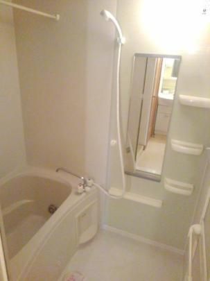 �y���̑��z�@�o�X�^�V�����[