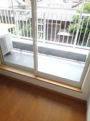 �y���̑��z�@�o���R�j�[