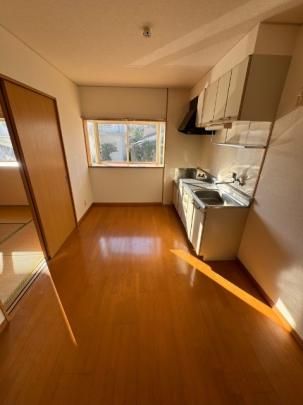 �y���̑��z�@���r���O