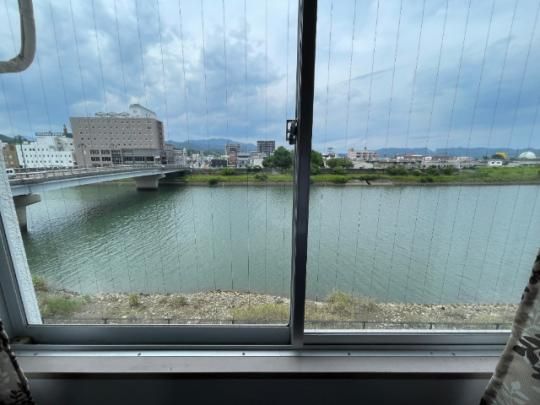 �y���̑��z�@�o���R�j�[