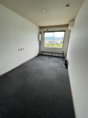 �y���̑��z�@���r���O