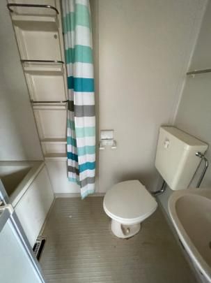 �y���̑��z�@�o�X�^�V�����[