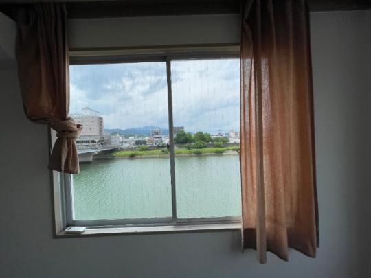 �y���̑��z�@�o���R�j�[