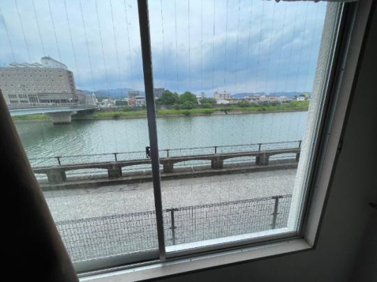 �y���̑��z�@�o���R�j�[