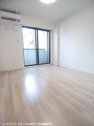 �y���̑��z�@���r���O