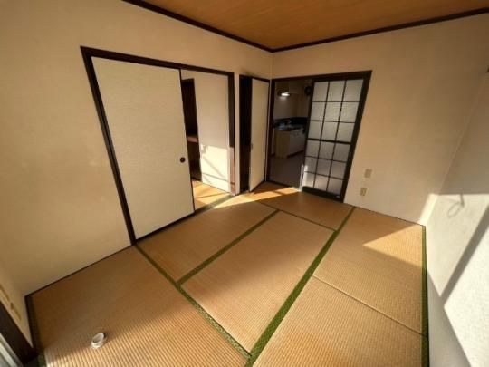 �y���̑��z�@���r���O