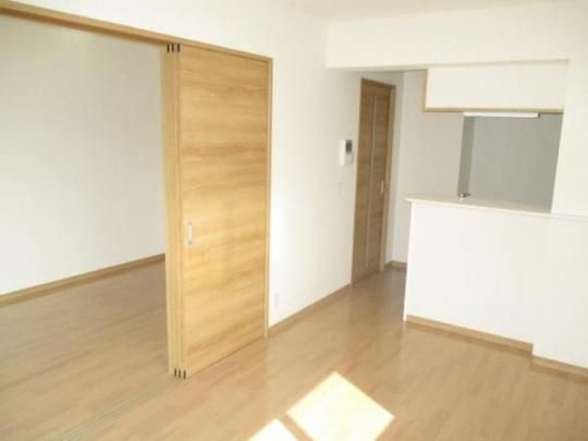 �y���̑��z�@���r���O