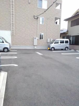 �y���̑��z�@���ԏ�