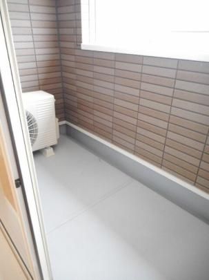 �y���̑��z�@�o���R�j�[