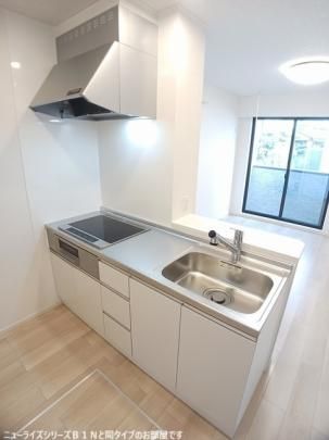 �y���̑��z�@�L�b�`��