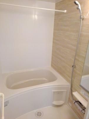 �y���̑��z�@�o�X�^�V�����[