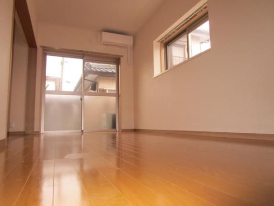 �y���̑��z�@���r���O