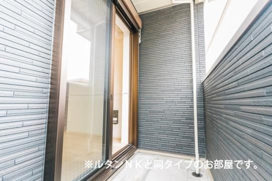 �y���̑��z�@�o���R�j�[