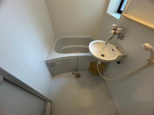 �y���̑��z�@�o�X�^�V�����[