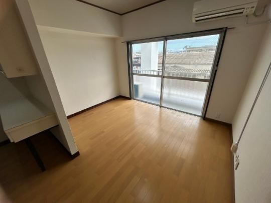 �y���̑��z�@���r���O