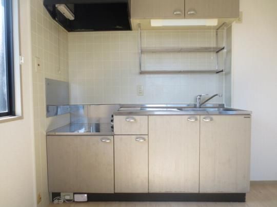 �y���̑��z�@202�@�L�b�`��