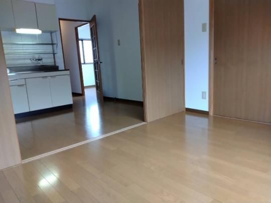 �y���̑��z�@���r���O