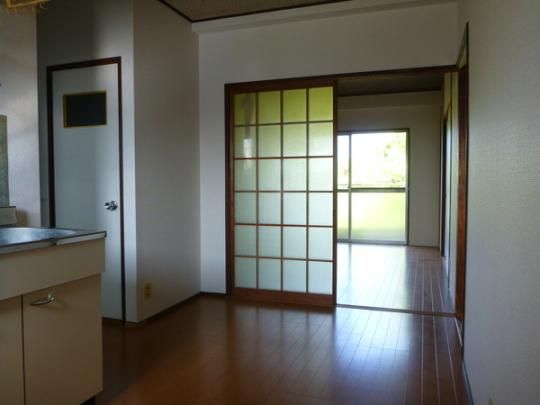 �y���̑��z�@���r���O