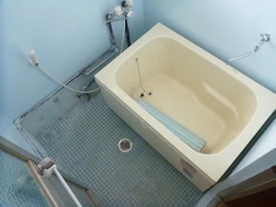 �y���̑��z�@�o�X�^�V�����[