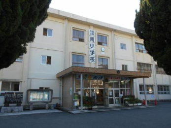�@-